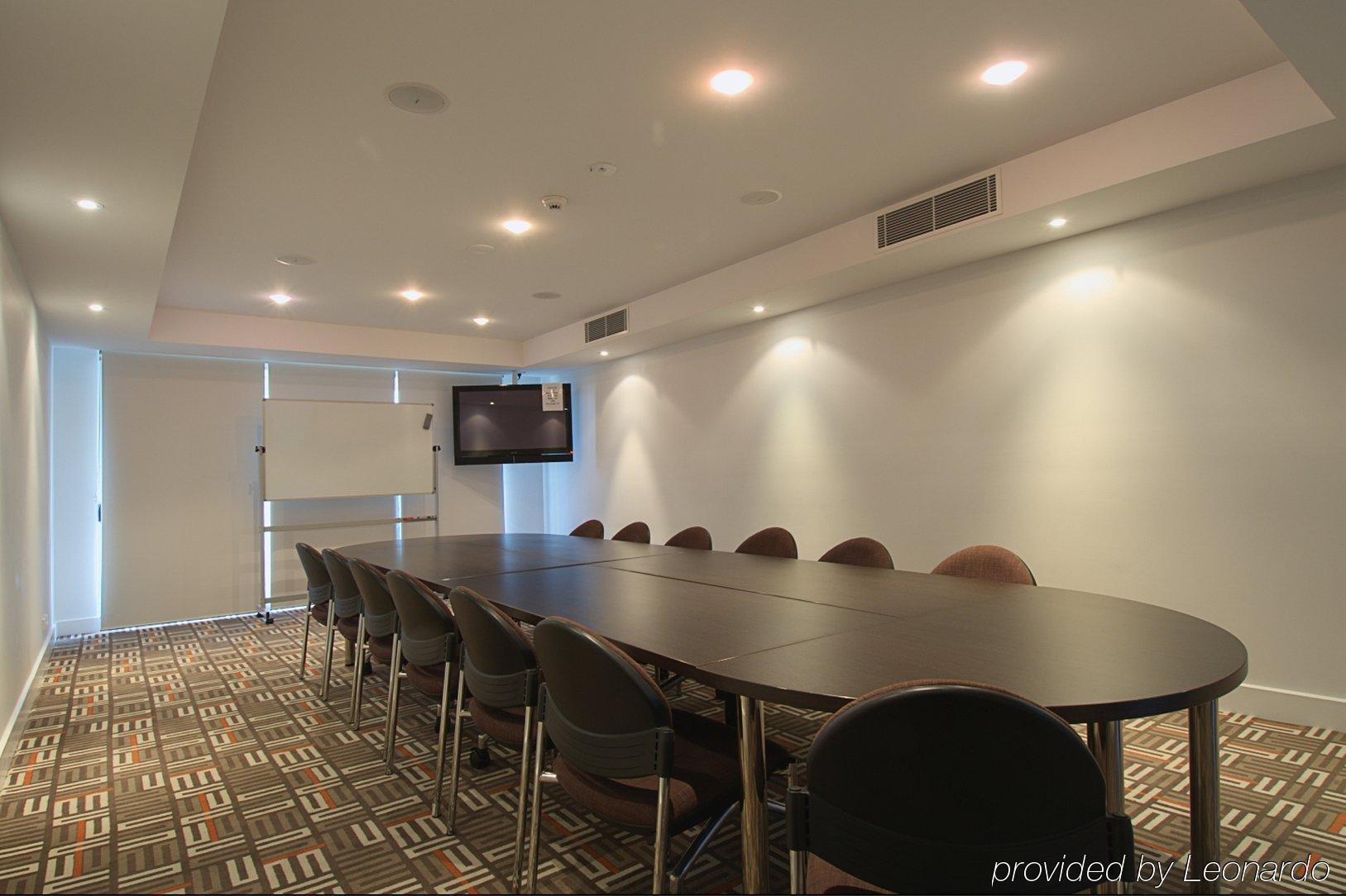 Chancellor Executive Apartments Gold Coast Business foto