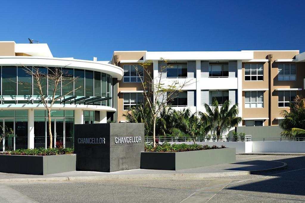 Chancellor Executive Apartments Gold Coast Exterior foto