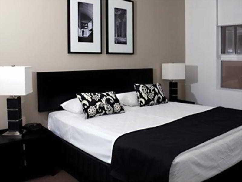 Chancellor Executive Apartments Gold Coast Exterior foto